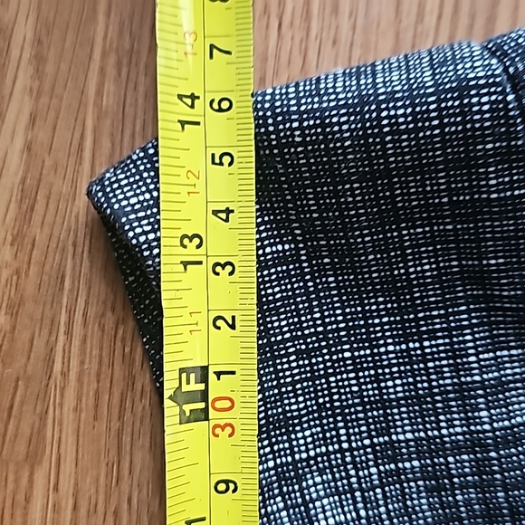 Express Design Studio Editor Black White Twill Stretch Capri Pants Womens Size 0 - Picture 7 of 14